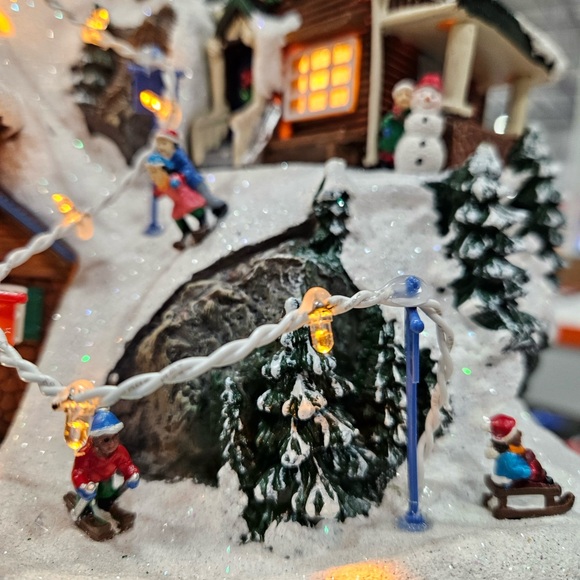 Meet your Posher, Havilah - Picture 1 of 1